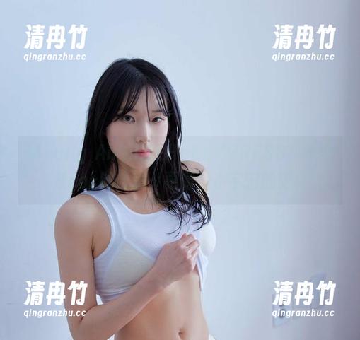 Myung Ah的LEEHEEEXPRESS：不止是cos的合辑，更像是小宇宙的旅程